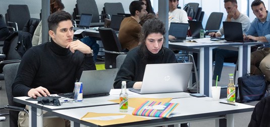 Students, register for Web3 Hackathon and win great prizes!